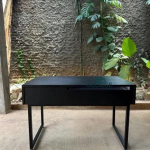 Office Table Flourish
