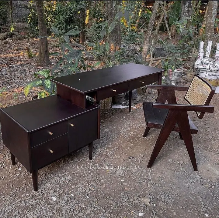 Office Desk Thrive