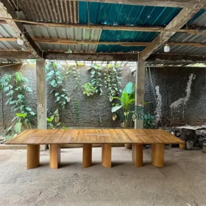 Meeting Table Yearn