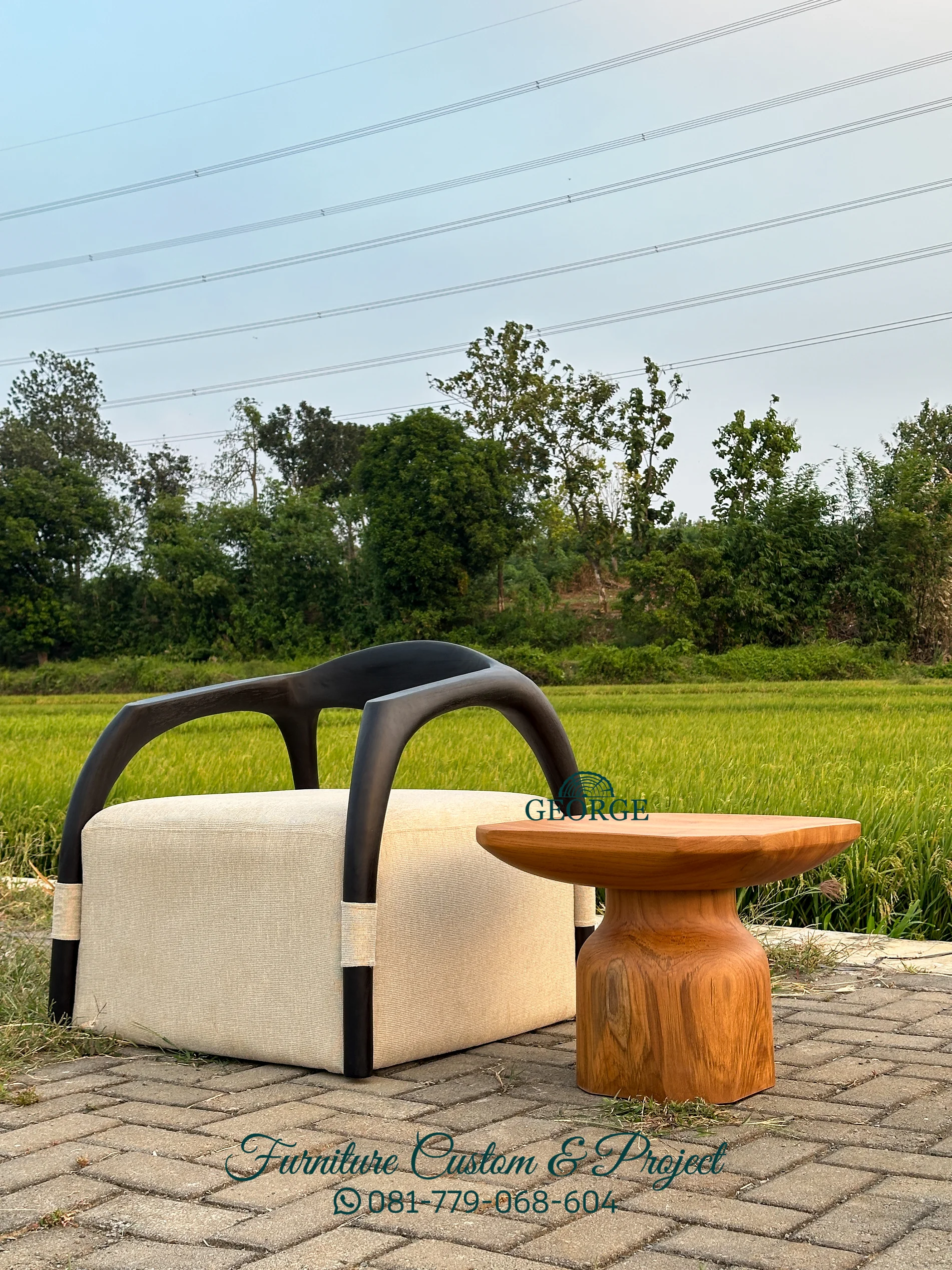 Chair Mono